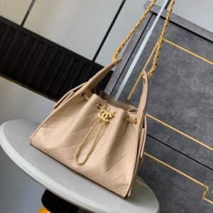 CHANEL 25 Small Handbag