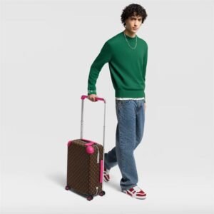 Louis Vuitton M12612 Horizon 55