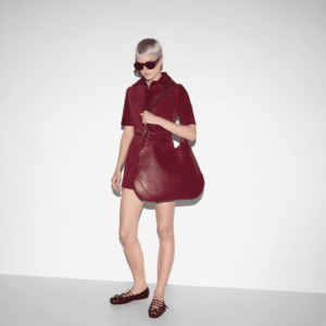 Gucci B medium shoulder bag