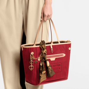 Louis Vuitton M01188 Spring Street Chain Bag Charm