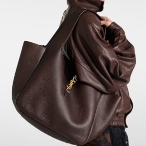 Saint Laurent LE 5 À 7 BEA in grained leather