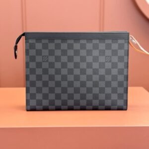Louis Vuitton N41696 Pochette Voyage MM