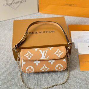 Louis Vuitton M12758 Wallet On Chain Ivy