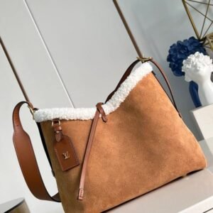 Louis Vuitton M11843 CarryAll PM