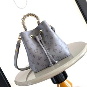 Louis Vuitton M12749 Néonoé BB