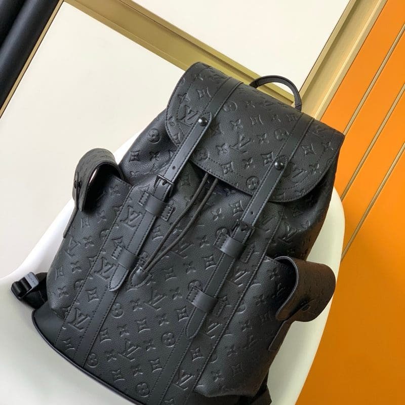 Louis Vuitton M55699 Christopher MM