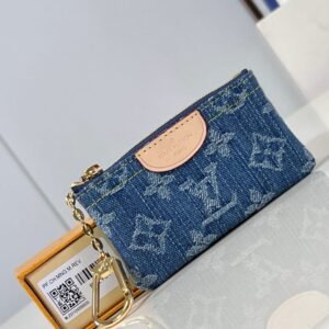 Louis Vuitton M82961 Key Pouch
