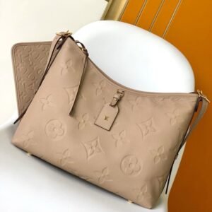 Louis Vuitton M46292 CarryAll MM