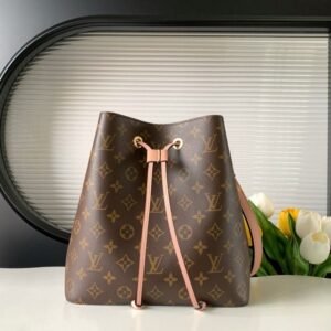 LOUIS VUITTON NéoNoé MM M44022