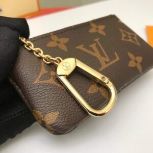 Louis Vuitton Key Pouch M62650
