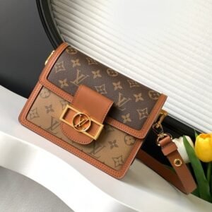 Louis Vuitton M44580 Mini Dauphine