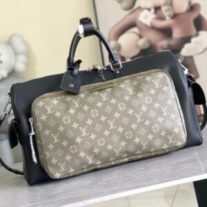 Louis Vuitton M12690 Keepall Bandoulière 50