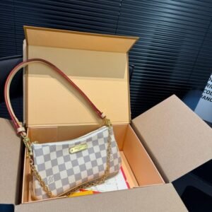 Louis Vuitton N00228 Liv Pochette