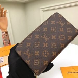 Louis Vuitton M62581 Zippy Organizer