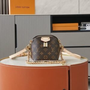 Louis Vuitton M47096 Just In Case