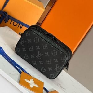 Louis Vuitton M82542 Alpha wearable wallet