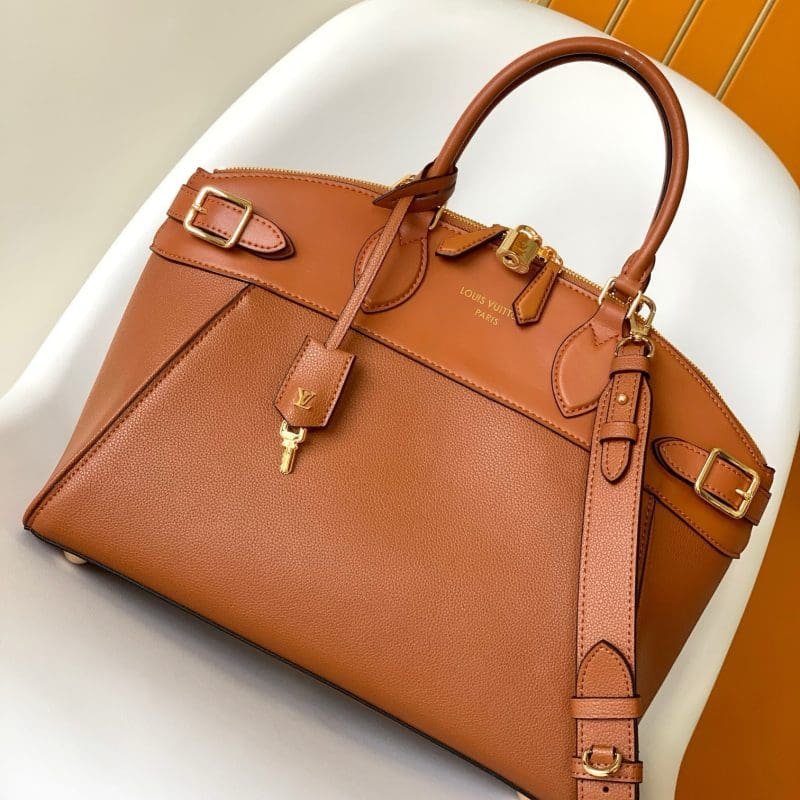 Louis Vuitton M22925 Vendôme MM