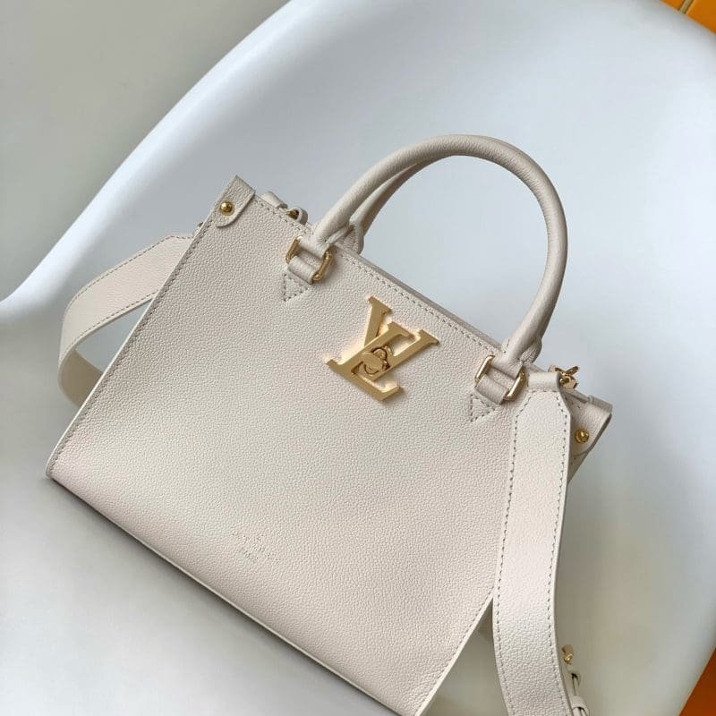 Louis Vuitton M23637 Lock & Go