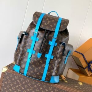 Louis Vuitton M12729 Christopher MM