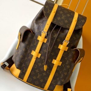 Louis Vuitton M13202 Christopher MM