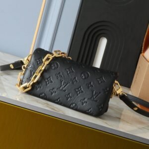 Louis Vuitton M83359 Pochette Coussin