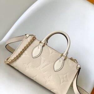Louis Vuitton M23698 OnTheGo East West