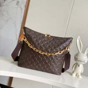 Louis Vuitton M12072 Coussin Hobo MM