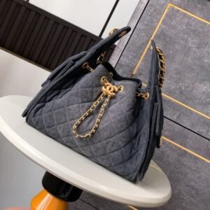 CHANEL 25 Small Handbag
