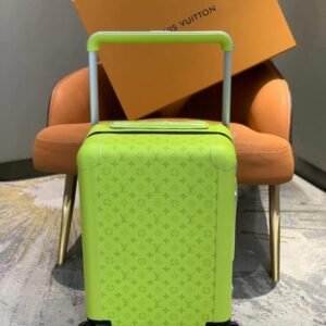 Louis Vuitton M10143 Horizon 55