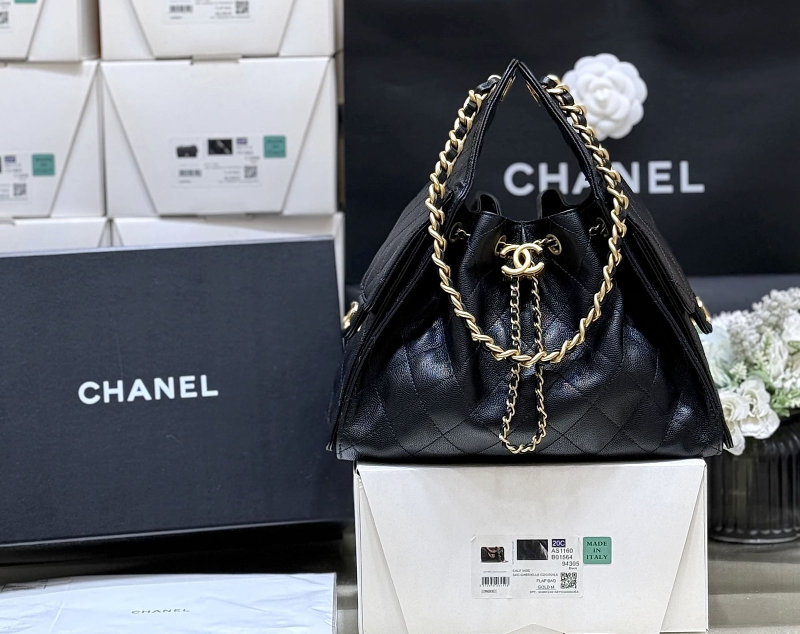 CHANEL 25 Small Handbag - Image 3